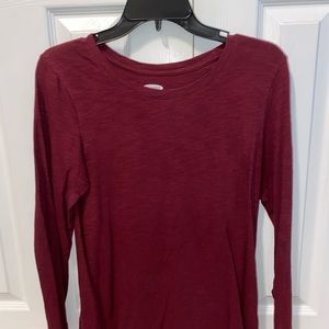 Size SMALL— Maroon Long Sleeve Old Navy shirt.